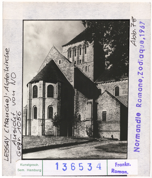 Vorschaubild Lessay: Ehemalige Abteikirche, Ansicht von Nordosten 